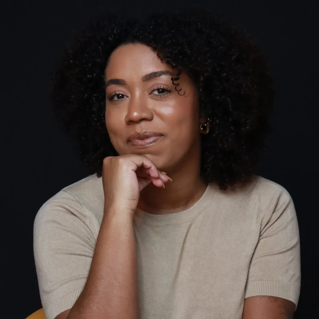 Palestrante-Thais-Pivato-Saude-Mental-Site-Converger-Palestras